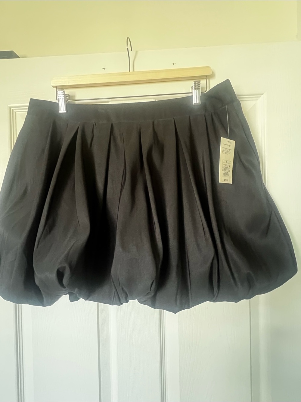 a new day Black Pleated Waistband Midi Skirt